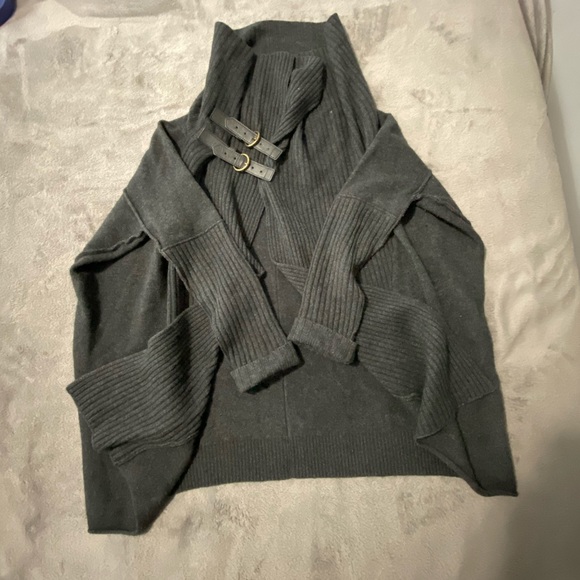 Brochu Walker - Picture 1 of 7